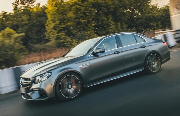 Des alternatives à l'huile moteur automobile : mythes et réalités