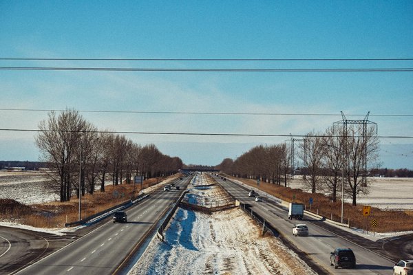 Découvrez le bmw i4 edrive40 : performances et ressentis utilisateurs